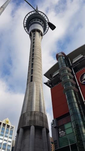 Nom : AucklandSkyTower.jpg
Affichages : 243
Taille : 26,2 Ko