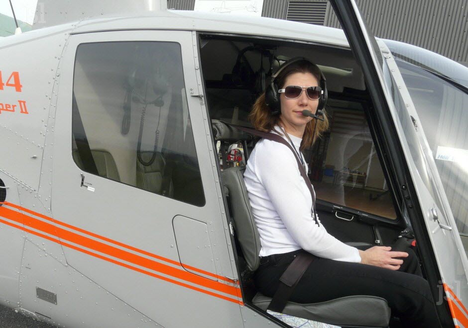 Nom : piloter-un-helicoptere-est-la-passion-de-caroline-schiel-photo-marie-salerno-1462194157.jpg
Affichages : 425
Taille : 83,6 Ko