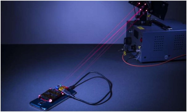 Nom : Laser charging 1.jpg
Affichages : 1638
Taille : 40,8 Ko