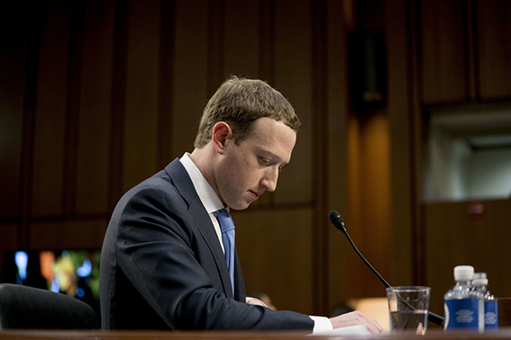 Nom : ZUCK01.jpg
Affichages : 3023
Taille : 134,5 Ko