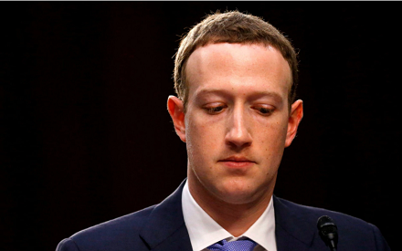 Nom : Zuck001.png
Affichages : 7031
Taille : 163,0 Ko