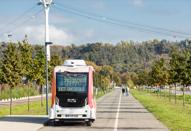 Nom : Screenshot_2021-11-29 EasyMile First Authorized at Level 4 of Autonomous Driving on Public Roads.png
Affichages : 24204
Taille : 748,5 Ko