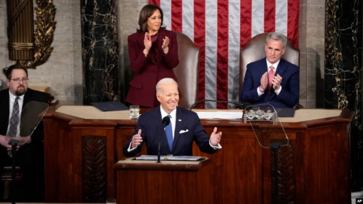 Nom : biden third state of union.jpg
Affichages : 6356
Taille : 63,2 Ko