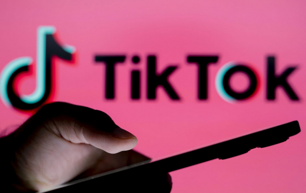 Nom : tik.png
Affichages : 756
Taille : 350,5 Ko