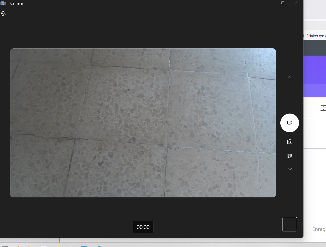 Nom : image de la web cam.png
Affichages : 53
Taille : 840,7 Ko