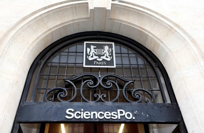 Nom : science.png
Affichages : 59475
Taille : 632,2 Ko